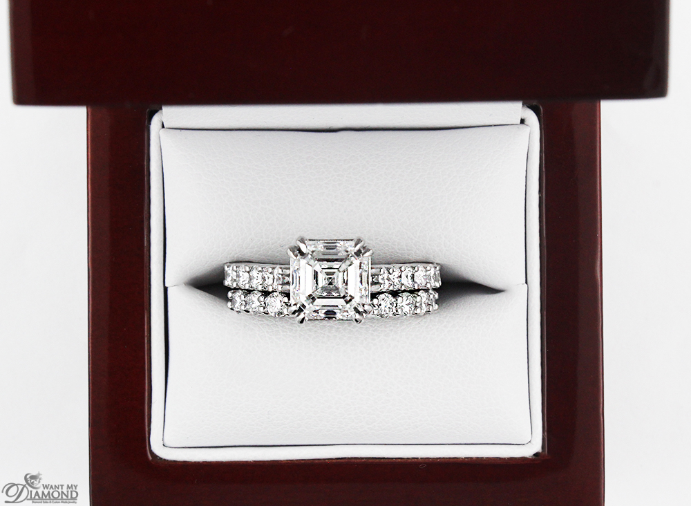Asscher Cut Bridal Set with Round Shape Side Diamonds